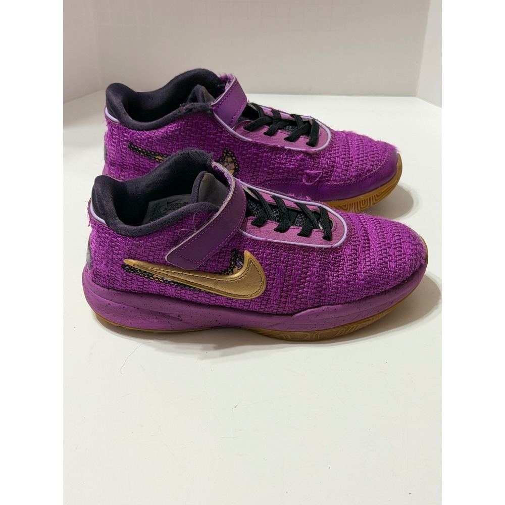 Nike LeBron 20 PS Vivid Purple Gold Basketball Shoes FD0208-500 Kids Size 3Y - Picture 3 of 7